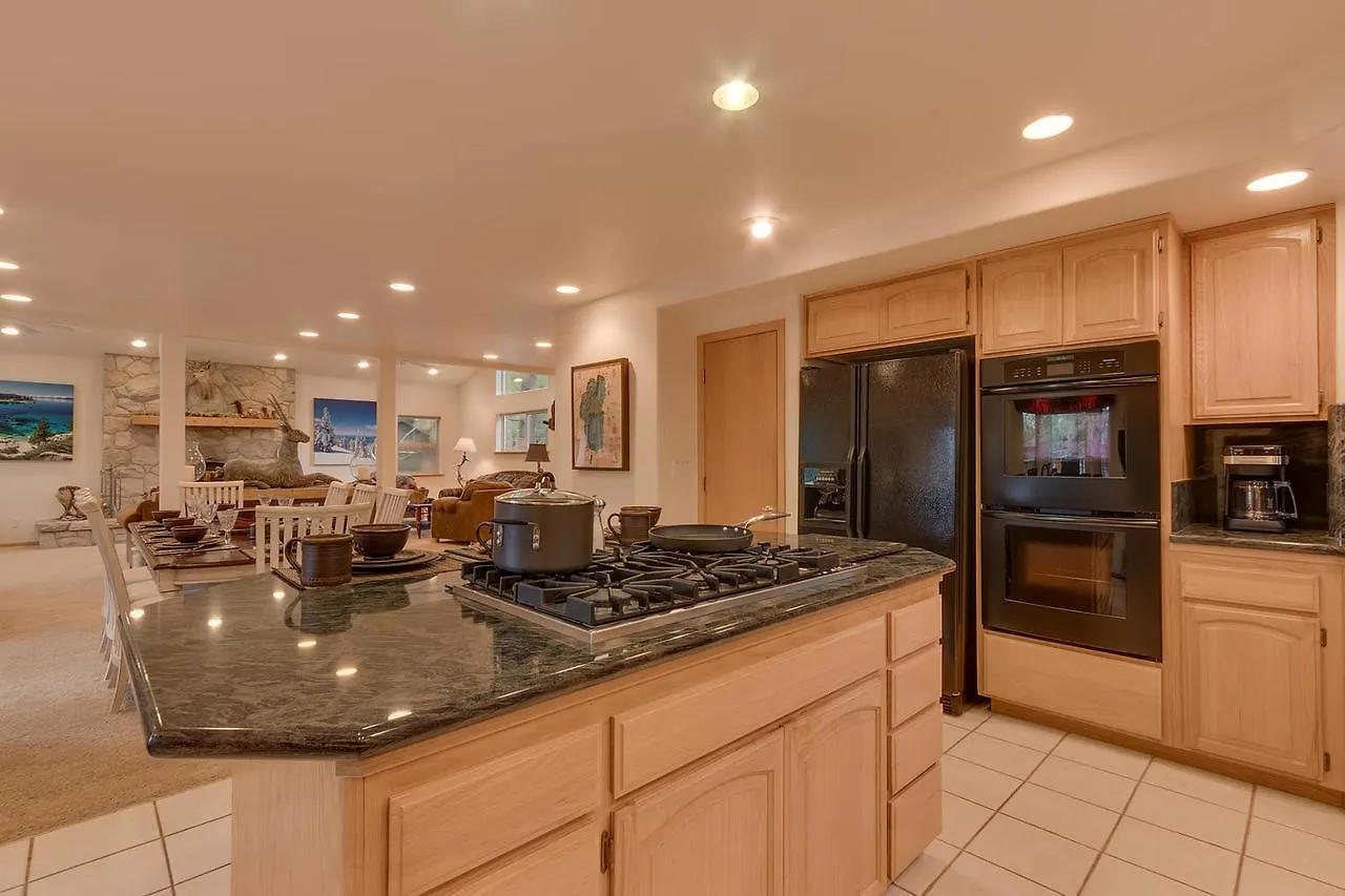Black Bear Villa - Four Bedroom Home South Lake Tahoe United States
